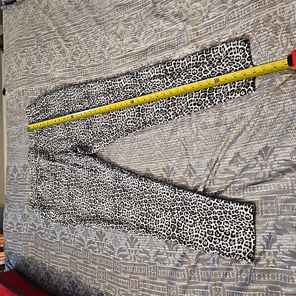 NWOT Michael Kors Cheetah Print Jeggings - Picture 9 of 13
